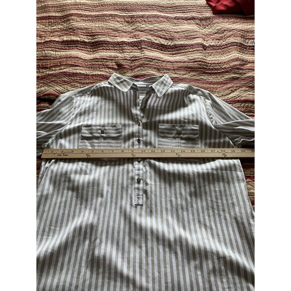 New York & Company, Long Sleeve Striped Button Up Shirt W/Pockets Large - Picture 6 of 8
